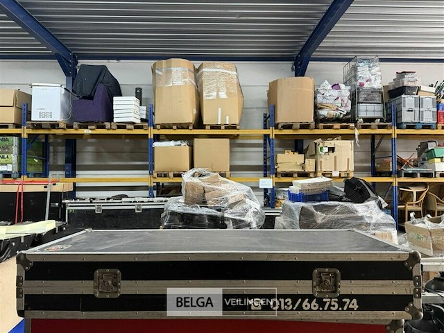 Flightcase leeg afm ± 150x57x26 - afbeelding 1 van  3