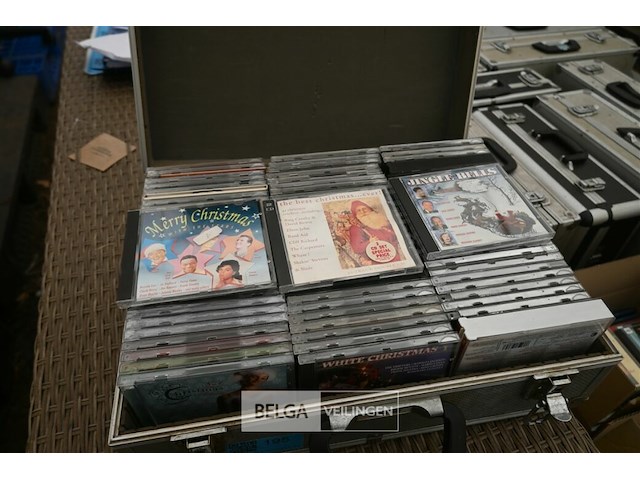 Flightcase met cd's - afbeelding 1 van  4