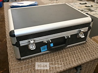 Flightcase met cd's - afbeelding 4 van  4