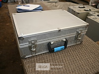 Flightcase met cd's - afbeelding 4 van  4