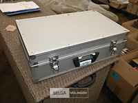 Flightcase met cd's - afbeelding 4 van  4