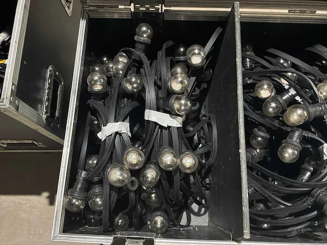 Flightcase met slingerlampen - afbeelding 2 van  4