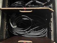Flightcase met verlengkabels - afbeelding 5 van  6