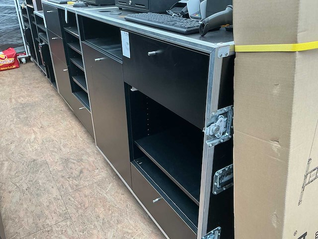 Flightcase meubel - afbeelding 1 van  2