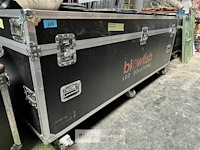 Flightcase op wielen l235cm - afbeelding 1 van  3