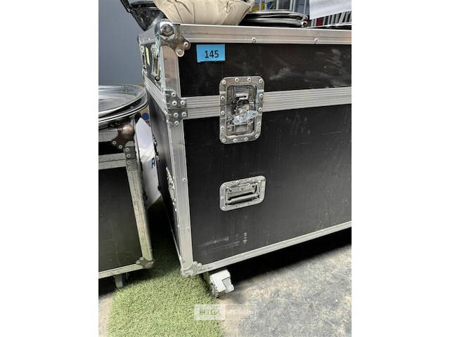 Flightcase op wielen l235cm - afbeelding 2 van  3