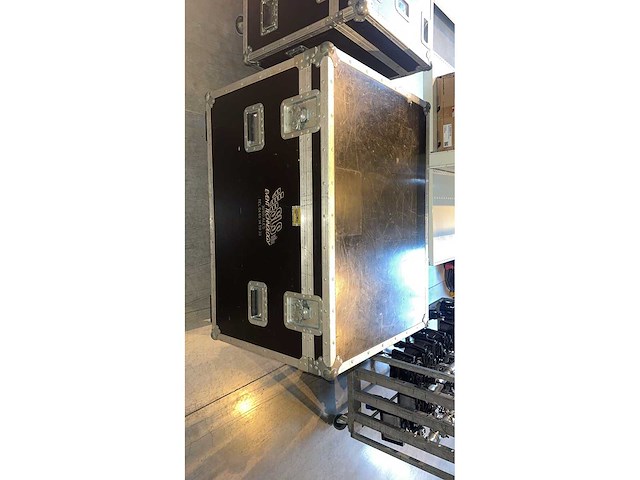 Flightcase with 10x sls - hpit150 - afbeelding 2 van  2