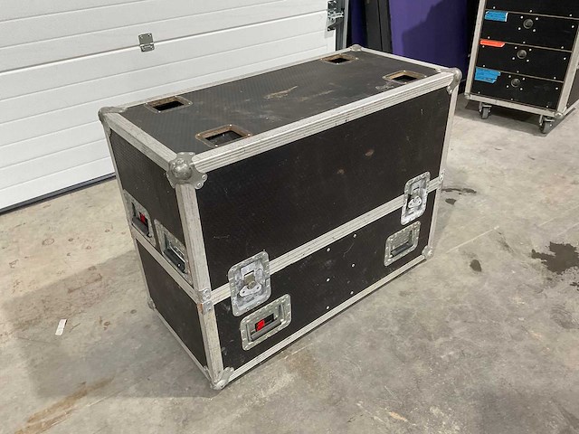 Flightcase - afbeelding 1 van  9