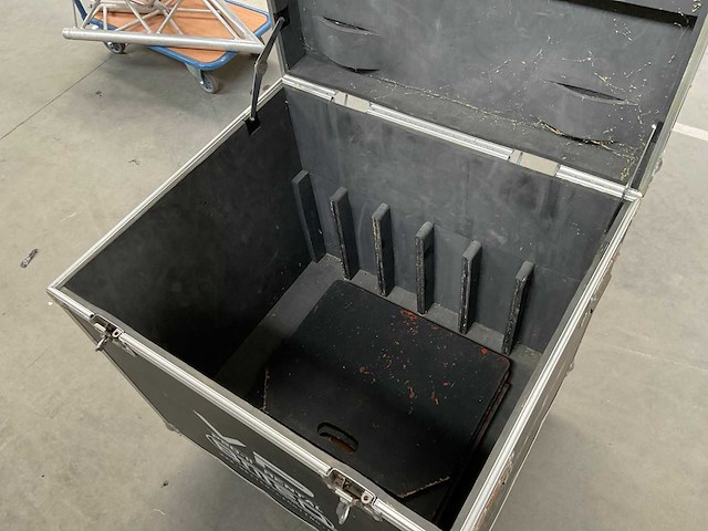 Flightcase - afbeelding 7 van  9