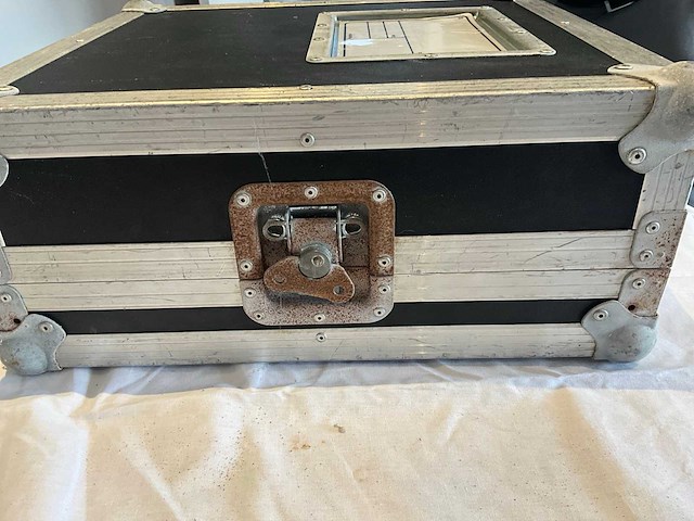 Flightcase - afbeelding 2 van  2