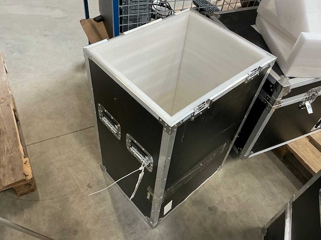 Flightcase - afbeelding 2 van  3