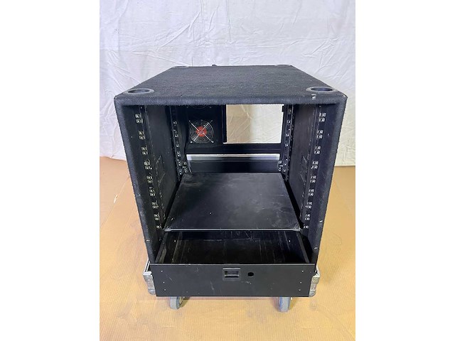 Flightcase - afbeelding 2 van  6