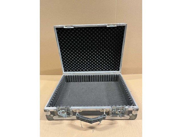 Flightcase - afbeelding 3 van  3