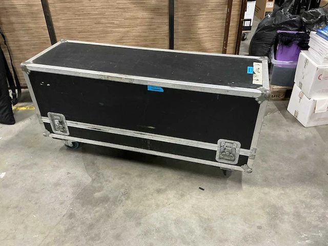 Flightcase - afbeelding 1 van  3