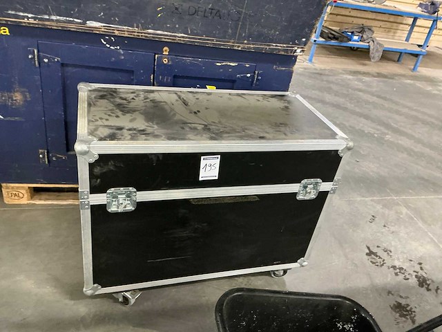 Flightcase - afbeelding 3 van  4