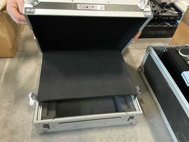 Flightcase - afbeelding 2 van  3