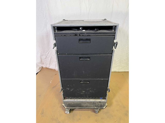 Flightcase - afbeelding 5 van  9