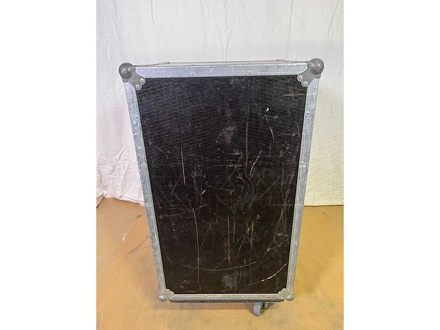 Flightcase - afbeelding 7 van  9