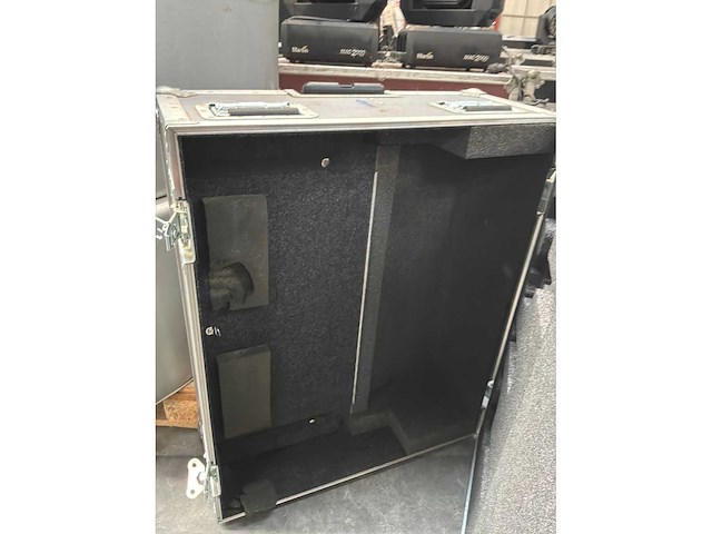 Flightcases (2x) - afbeelding 8 van  13