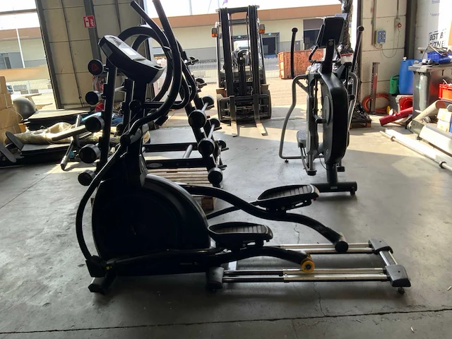 Flow fitness perform elliptical crosstrainer - afbeelding 5 van  7