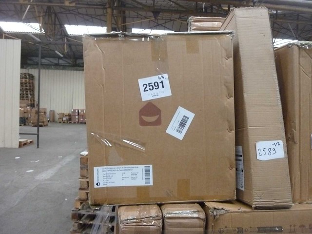 Fluwelen en verguld roestvrijstalen stoel - beige - pascal morabito (x4) - afbeelding 10 van  11