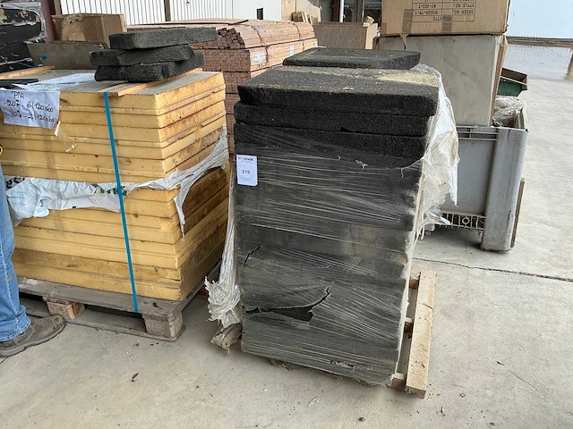 Foamglas (40x) - afbeelding 1 van  3
