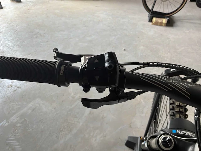 Focarini nerone elektrische mountainbike ongebruikt - afbeelding 2 van  11