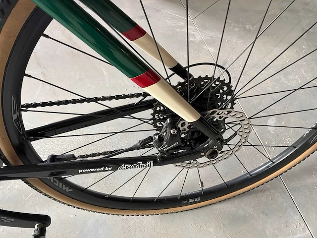 Focarini via gravel elektrische racefiets ongebruikt - afbeelding 6 van  10