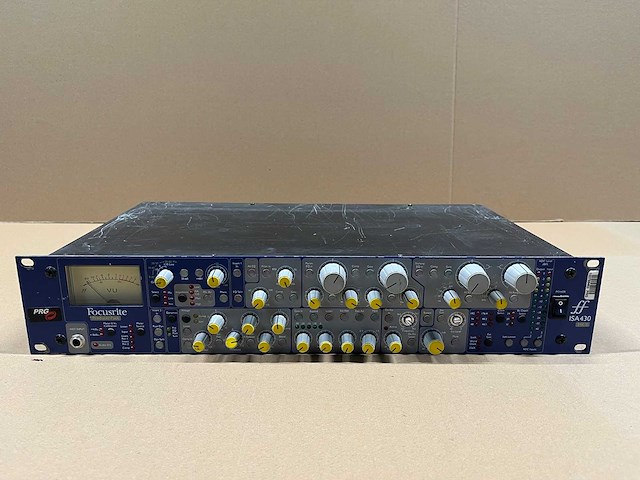 Focusrite isa 430 mkii preamps / channel strips - needs service - afbeelding 1 van  8