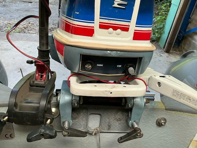 Foldable rib frib360 rubberboot met evinrude 35 pk, minn kota elektromotor en trailer - afbeelding 8 van  20