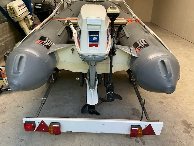 Foldable rib frib360 rubberboot met evinrude 35 pk, minn kota elektromotor en trailer - afbeelding 4 van  20