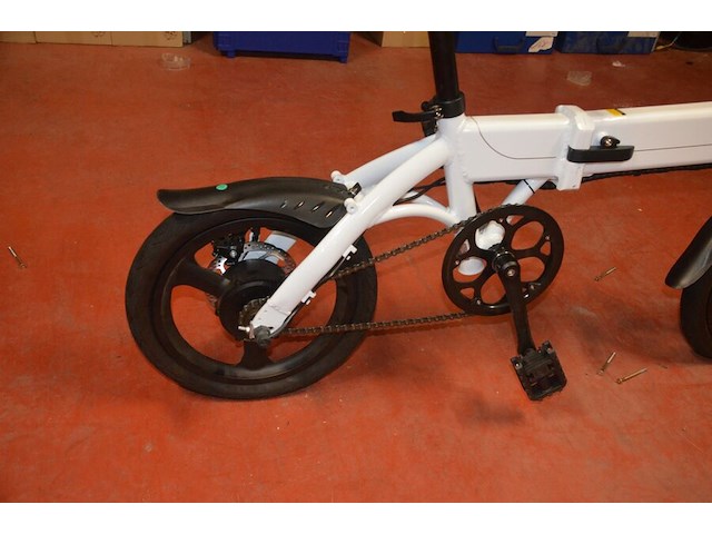 Folding e-bike xqisit x-160 zonder lader en zonder sleutel (b436) - afbeelding 11 van  12