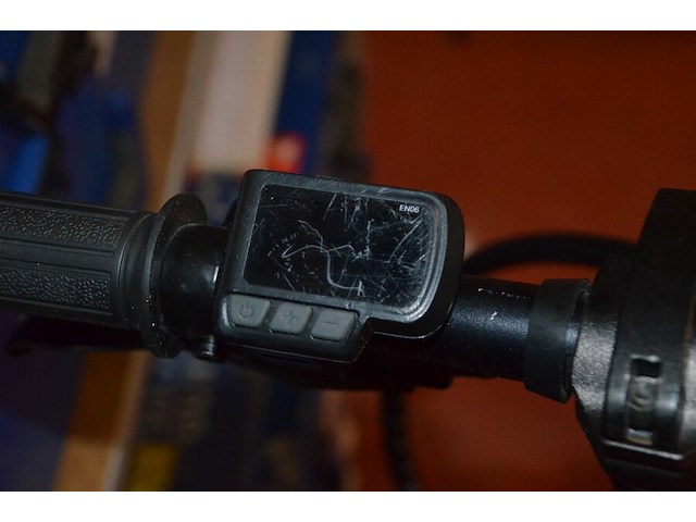 Folding e-bike xqisit x-160 zonder lader en zonder sleutel, gebruikt (b436) - afbeelding 9 van  13