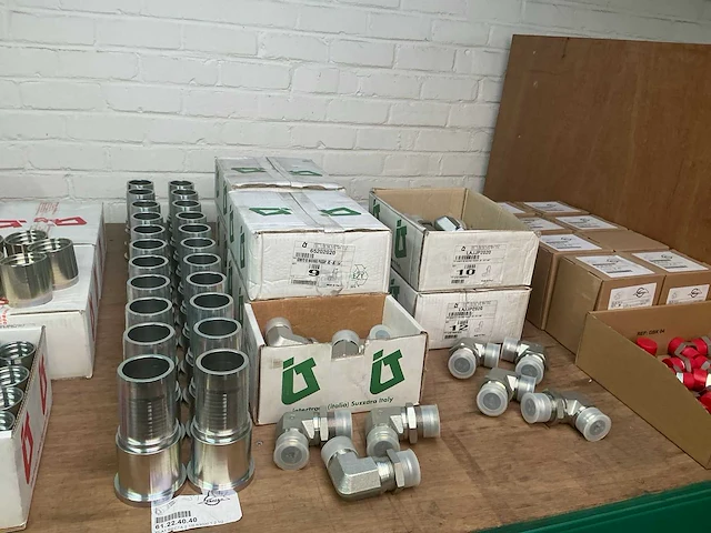 Fontan partij hydraulische koppelingen, flenzen, reducties, enzovoort - afbeelding 2 van  7