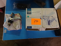 Fonteinkraan, wastafelkraan en keukenkraan - afbeelding 1 van  4