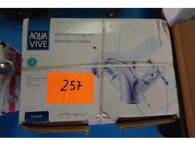 Fonteinkraan, wastafelkraan en keukenkraan - afbeelding 2 van  4