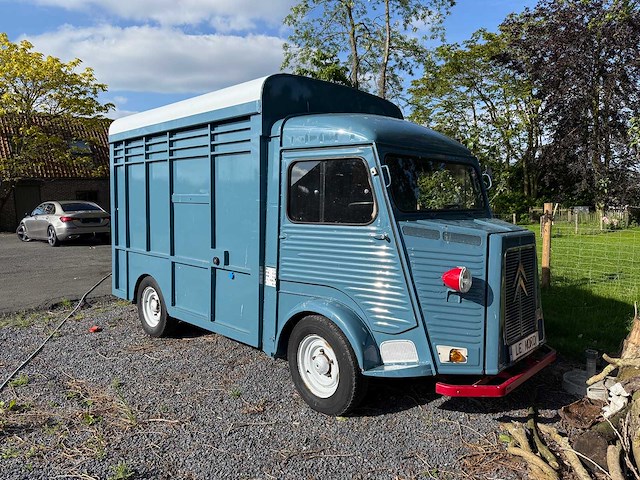 Foodtruck - citroën - hy - oldtimer - afbeelding 2 van  12