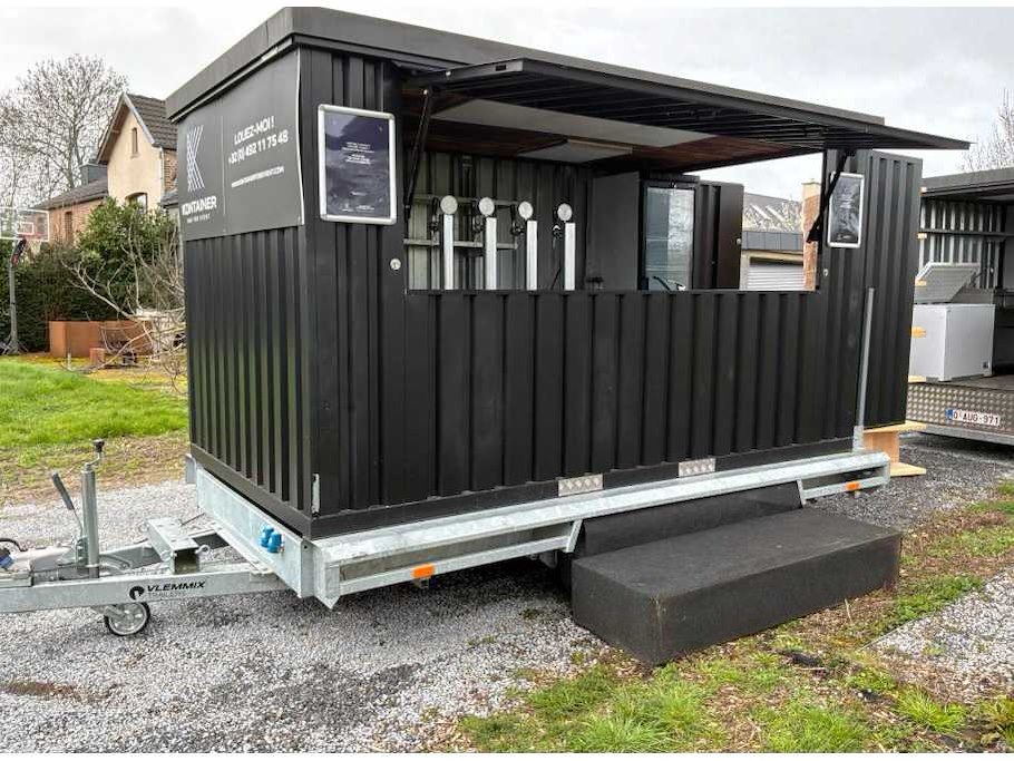 Foodtruck aanhangwagens, animatie en eventmateriaal