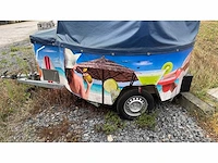 Foodtruck trailer bar parasol - afbeelding 4 van  10