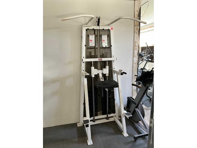 Force fitness toestel assistent kneeling chin - afbeelding 2 van  9