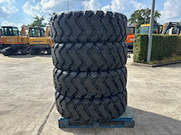 Forcestone - 2026 - 17.5-25 - wielladerbanden - afbeelding 3 van  6