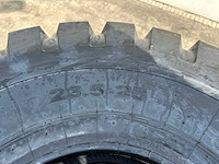 Forcestone - 2026 - 23.5-25 - wielladerbanden - afbeelding 6 van  8