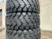 Forcestone - 2026 - 26.5-25 - wielladerbanden - afbeelding 9 van  9