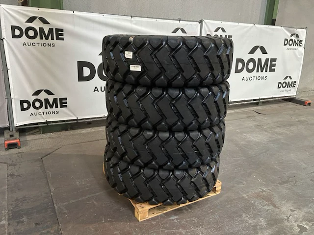 Forcestone e-3/l-3 band voor wiellader (4x) - afbeelding 4 van  11