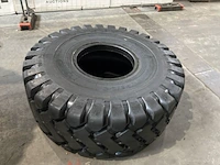 Forcestone e-3/l-3 band voor wiellader (4x) - afbeelding 4 van  10