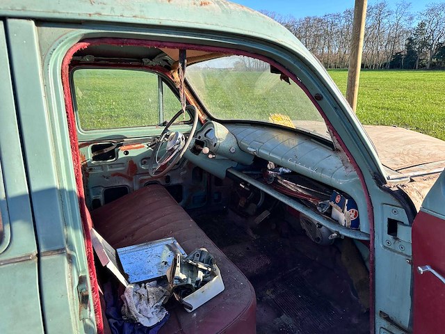 Ford - - consul - oldtimer - afbeelding 3 van  23