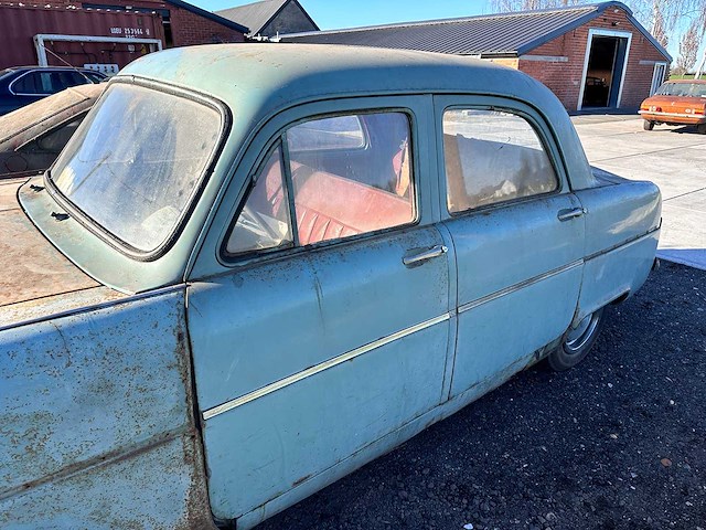 Ford - - consul - oldtimer - afbeelding 18 van  23