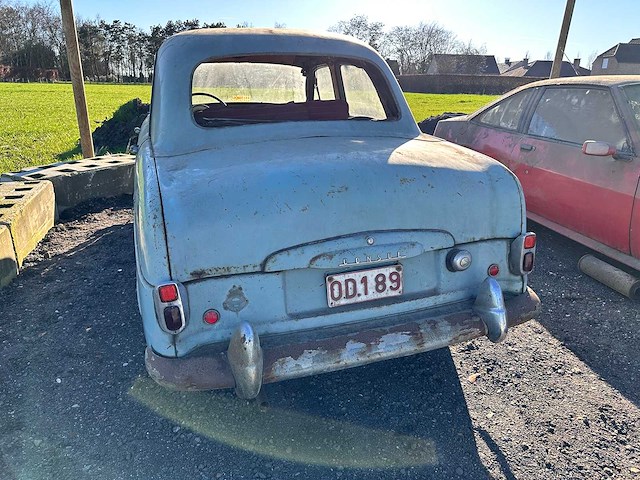 Ford - - consul - oldtimer - afbeelding 19 van  23