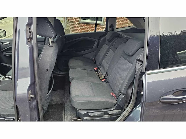 Ford - 07-05-2011 - grand c-max - personenauto - afbeelding 14 van  16