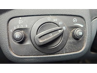 Ford - 11-11-2010 - grand c-max - personenauto - afbeelding 3 van  16
